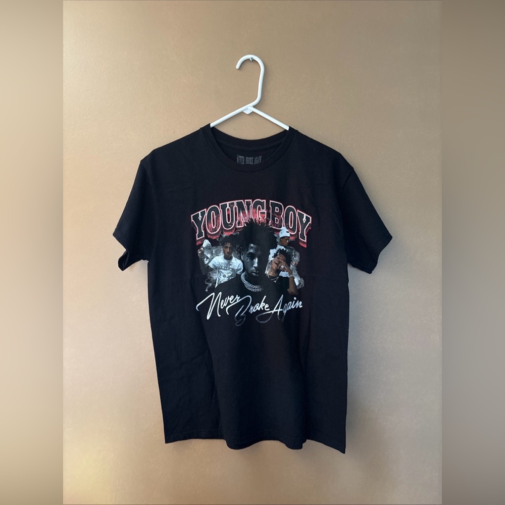 YoungBoy Never Broke Again Rap
Tee Black Graphic T Shirt Mens
Medium